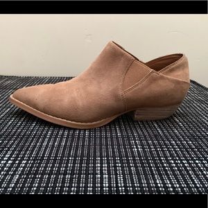 Steve Madden booties